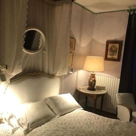 Grand Appartement De Charme Avec Parking Prive Florac Экстерьер фото